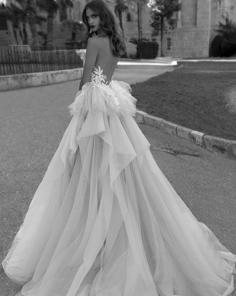 Wedding Dress Hong Kong | Bridal Gown HK Online | Designer Bridal Room