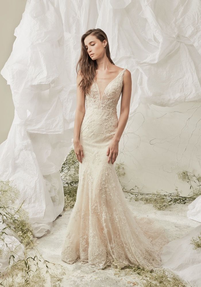 mermaid wedding dresses chicago Elegant Spaghetti Straps Mermaid Wedding Dresses With Applique Court Train,MW325