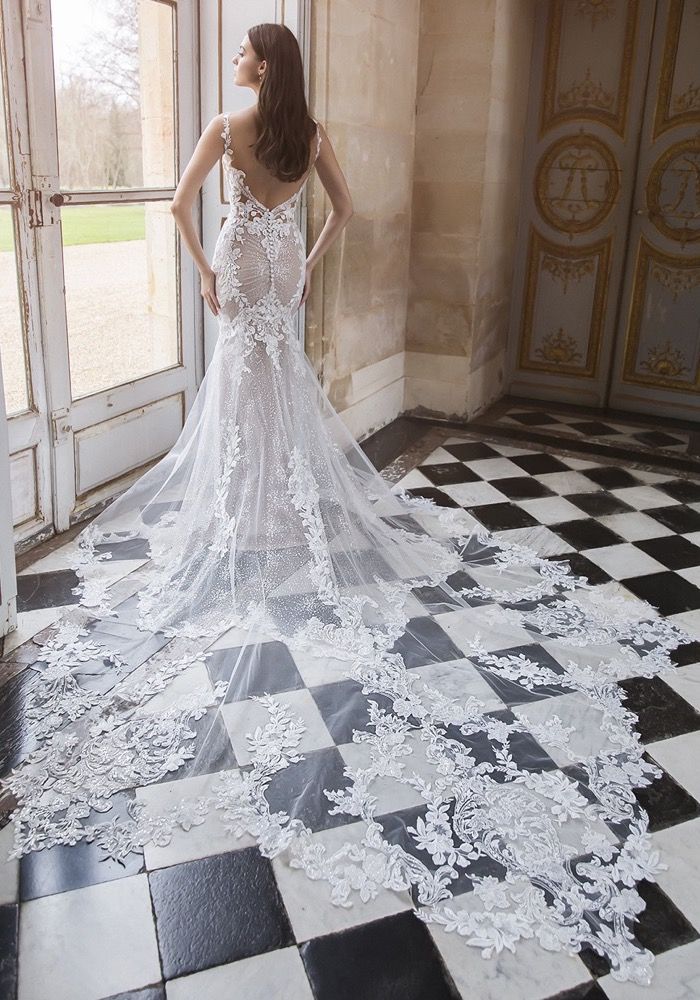 lyse Ravenna Sparkly Long Train Mermaid Wedding Dress HK | Designer Bridal  Room