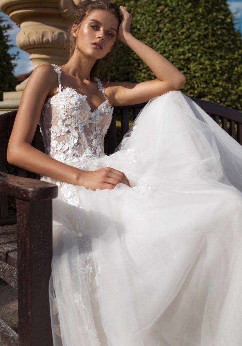 Helena kolan outlet 2019 wedding dresses