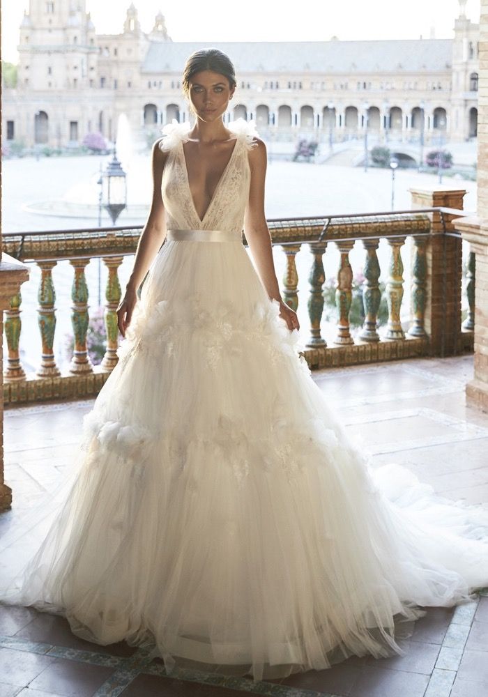 Pronovias 2025 flower dress