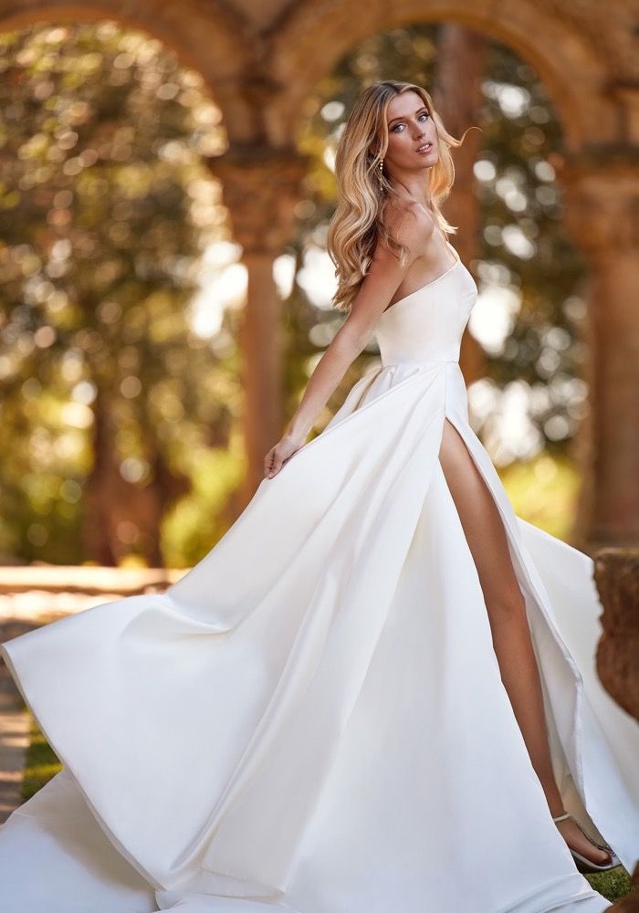 Pronovias Nora Wedding Dress With Slit HK | Designer Bridal Room