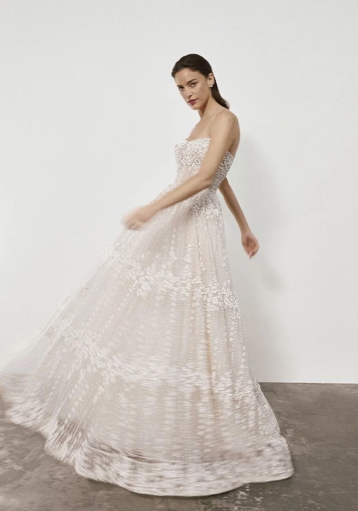 Pronovias Lucrezia Beaded Floral Wedding Dress HK | Designer