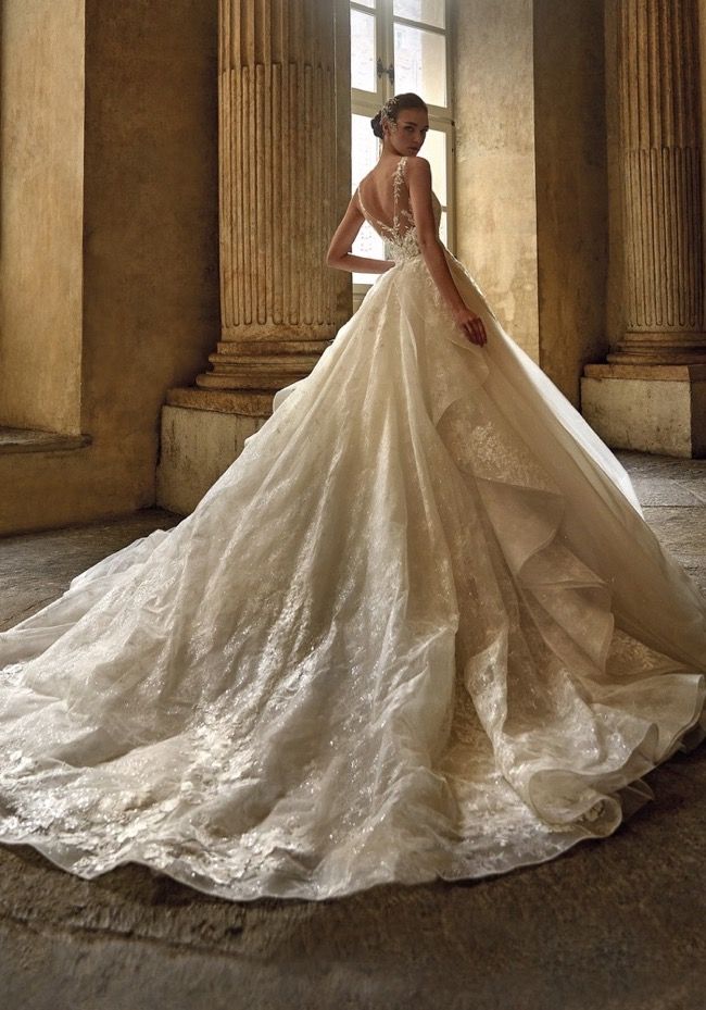 【新品未使用】 Pronovias　SERPENS　ウェディングドレス Pronovias Kyante Glitter Lace Wedding Dress HK | 香港婚紗