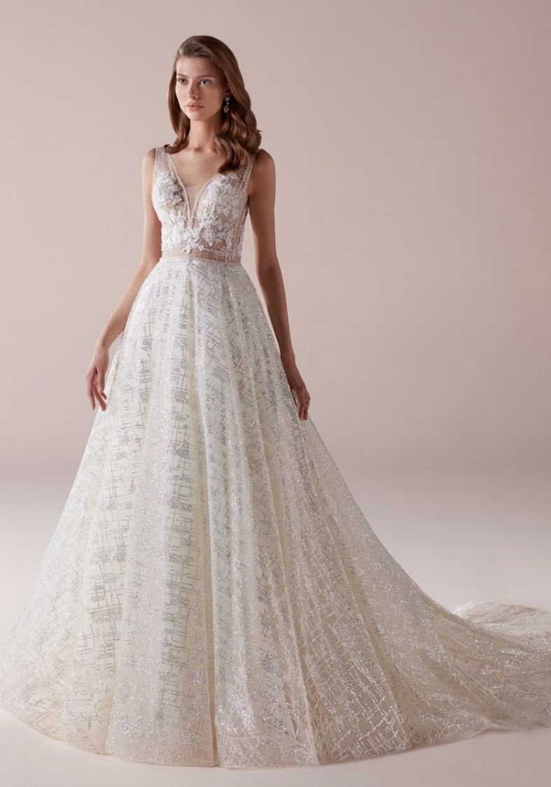 Vestido De Noiva White Ivory V Neck Wedding Dresses 2019 Ball Gown Designer  New Spring Lace And Tulle Embroidery Wedding Bridal Gown From Toysmith,  $208.38 | DHgate.Com