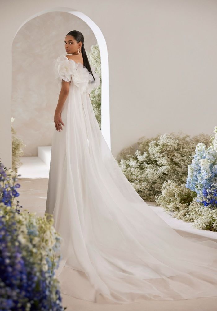 Rosa Clara TAYDEN Simple Mermaid Wedding Dress HK | Designer Bridal Room