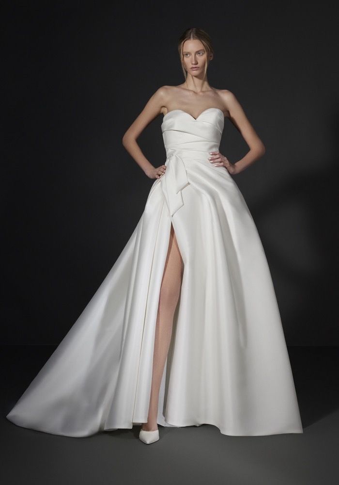white by vera wang pleated v-neck wedding dress Vera Wang White, Pleated V-Neck Used Wedding Dress Save 50%