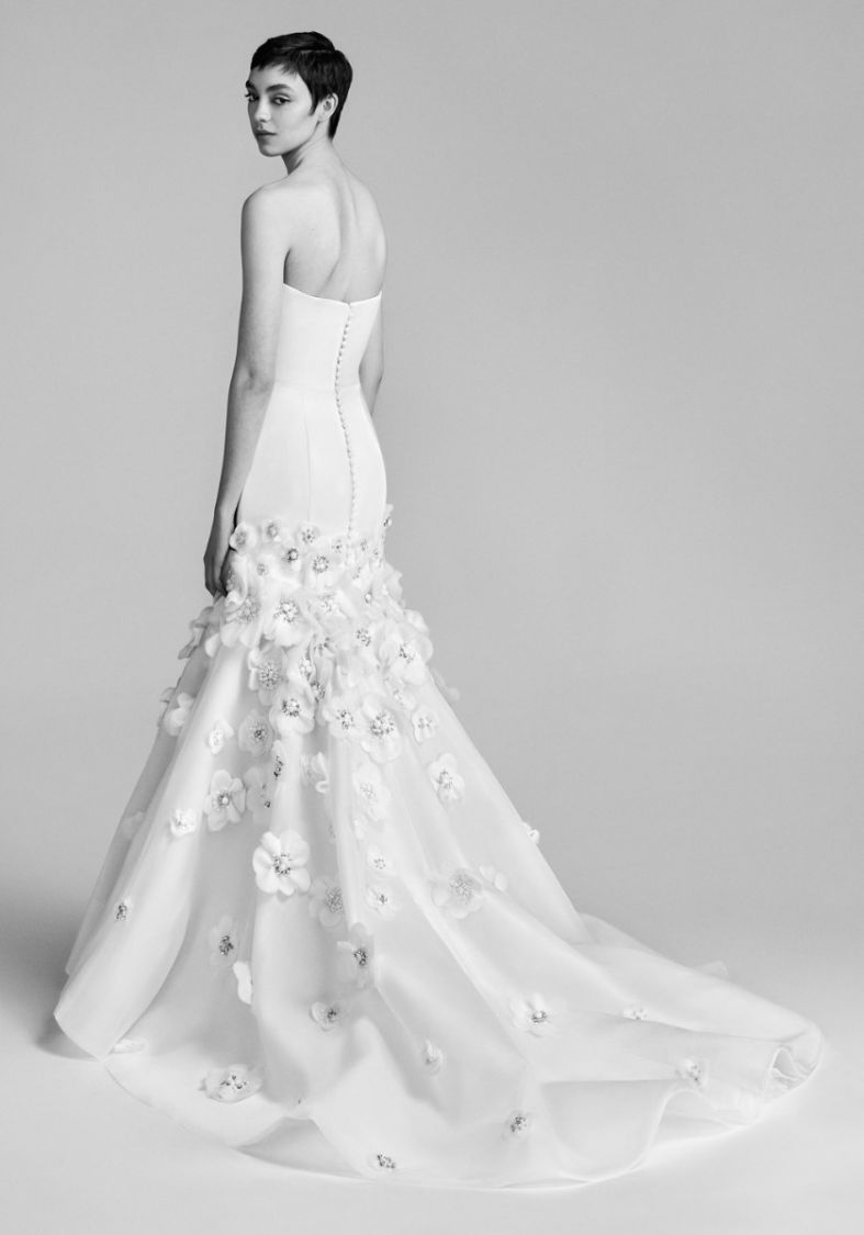 Свадебные платья коллекция 2022 года