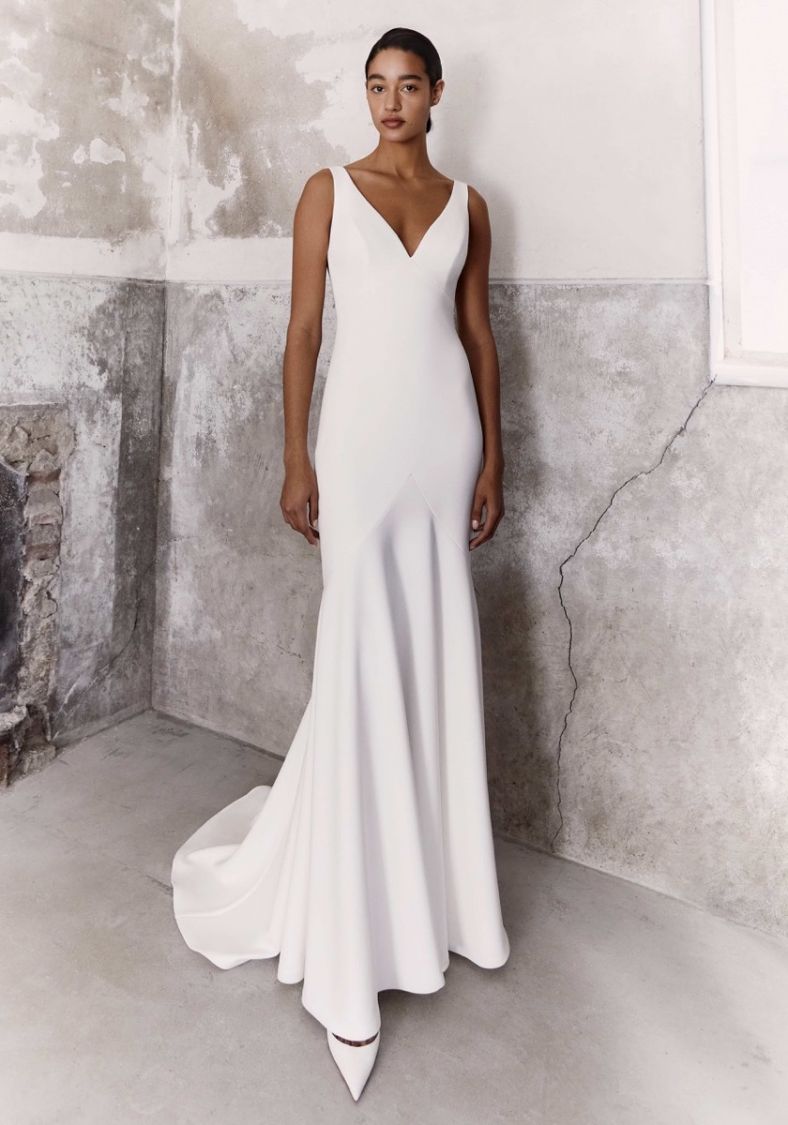 Viktor Rolf Elegant Crepe Wedding Gown With Bow Back Hk Designer Bridal Room