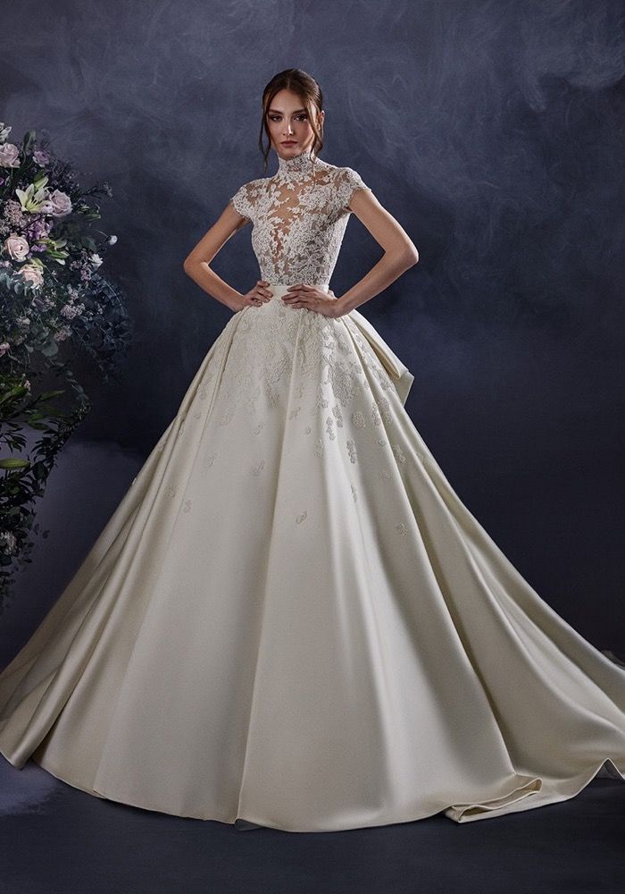 Pamela Wedding Dress | Black Pearl Collection | Abiti da sposa, Abiti da  sposa lunghi, Abiti da sposa semplici