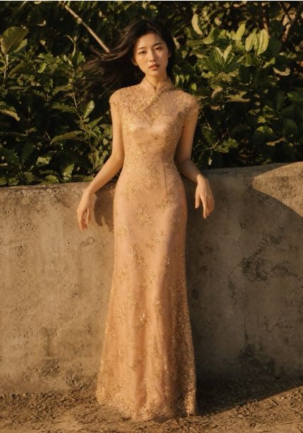 Embroidered Soft Pink Cheongsam