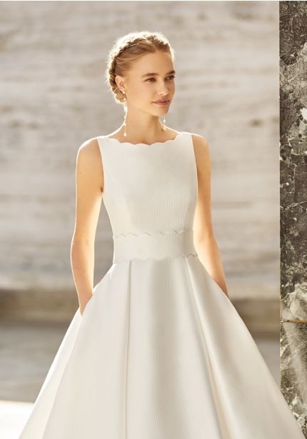 Minimalist Ball Gown With Open Back