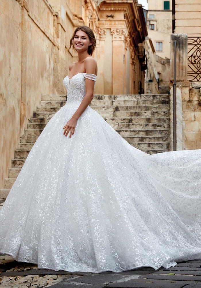 NC12108 Regal Princess Wedding Dress HK ...