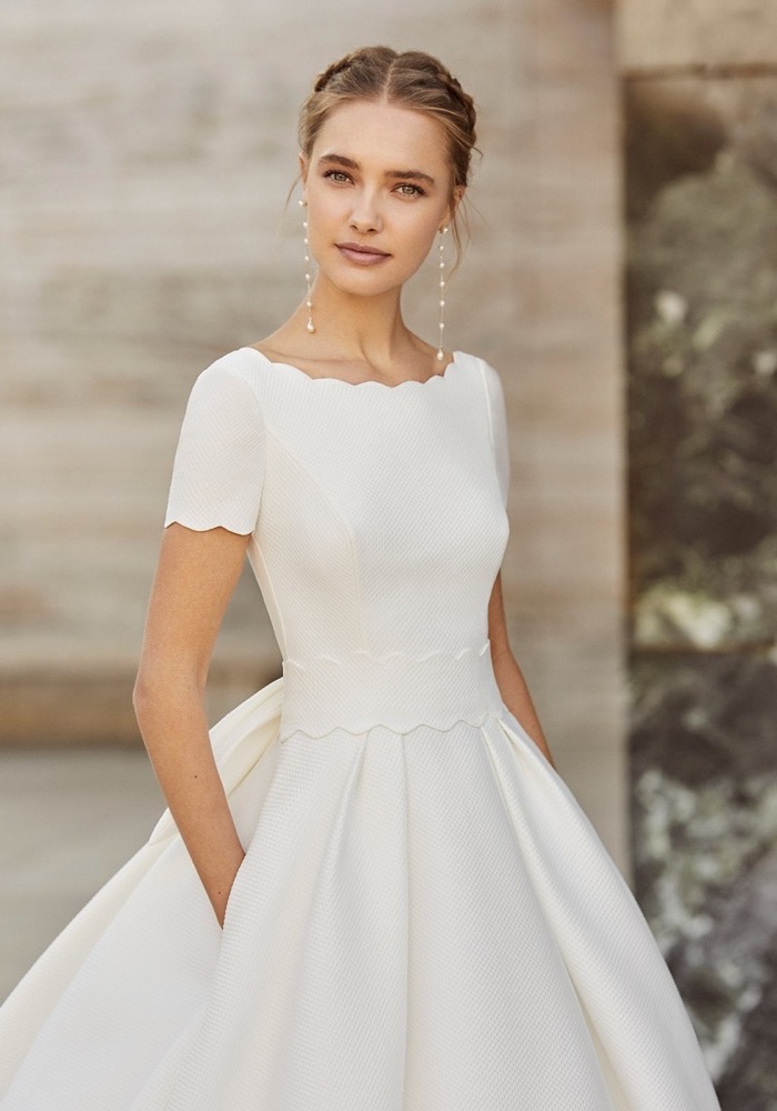 Rosa Clara Couture | EMERY Minimalist Long Train Wedding Dress HK ...