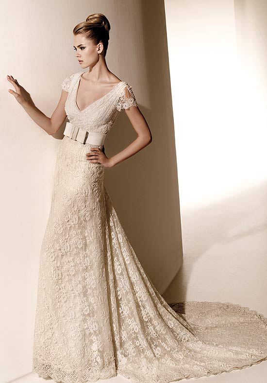 Valentino | Hesperides Romantic Lace Wedding Dress with Cap Sleeves ...